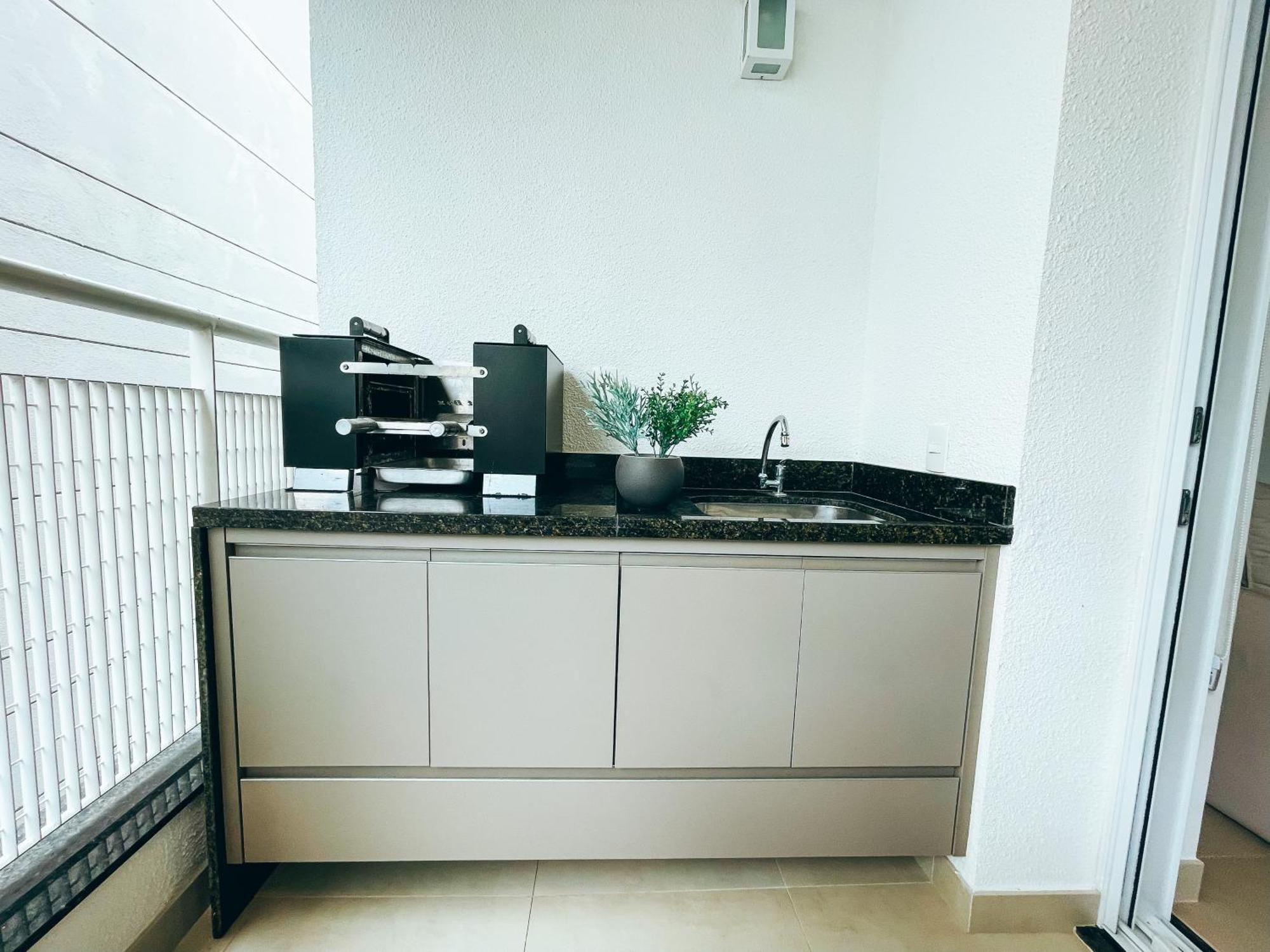 Aconchegante E Moderno Apartamento Pertissimo Da Praia Ubatuba Bagian luar foto